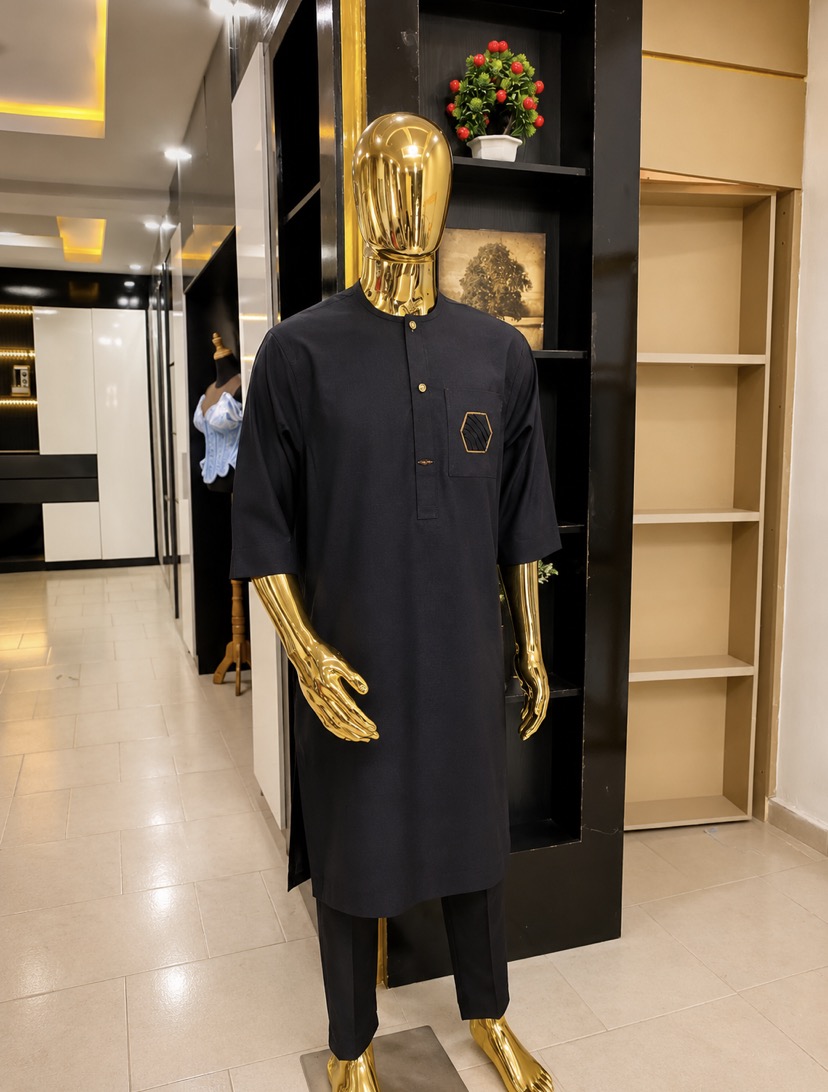Black Aburoff Trend signature kaftan