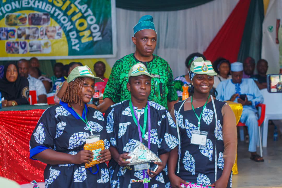 Participants receiving recognition during an NYSC SAED programme